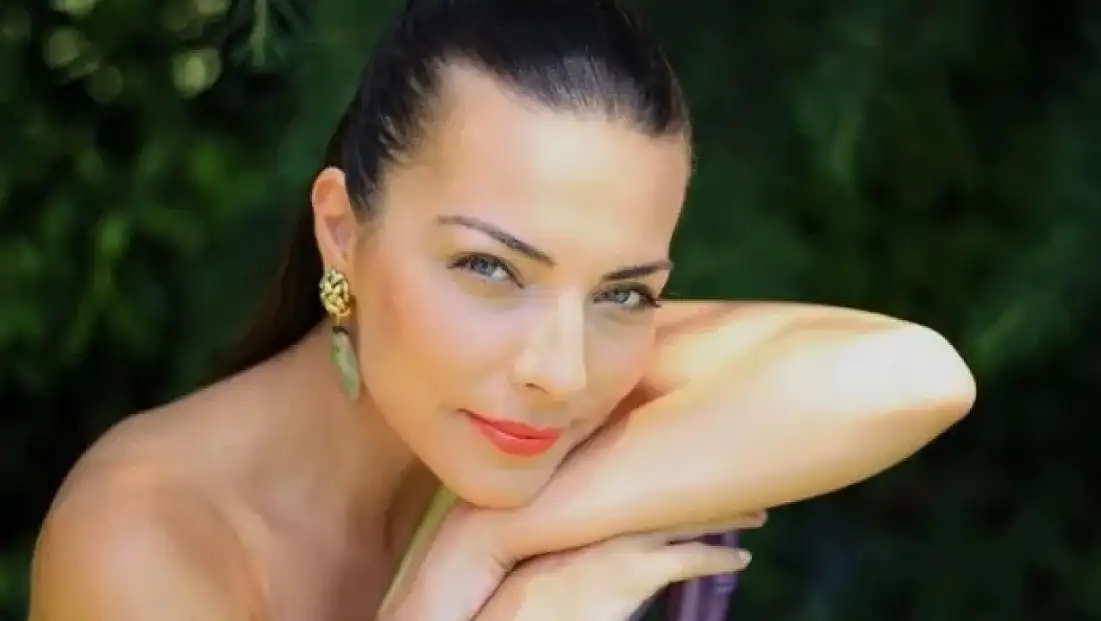 Burcu Kara deprem endişesiyle 34 yıllık yazlık evini terk etti