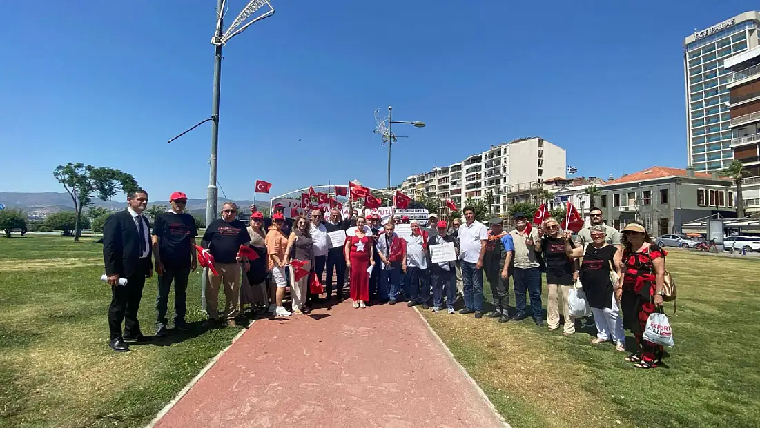 Çamerya'da katledilen Arnavutlar İzmir'de anıldı