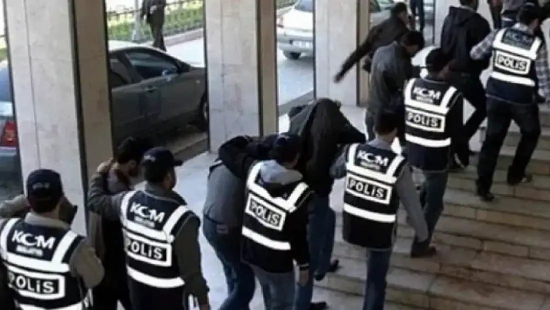 FETÖ'ye 81 ilde dev operasyon: 968 şüpheli hakkında gözaltı kararı