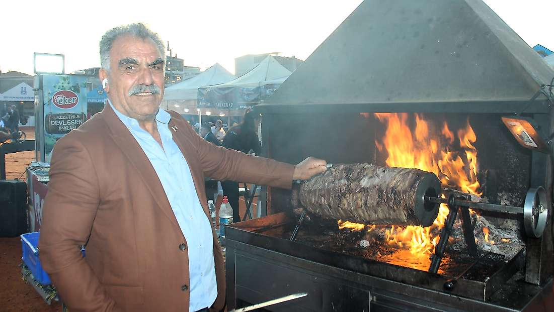 İzmir’de Erzurum rüzgârı: 5 ton cağ kebabı satılması hedefleniyor