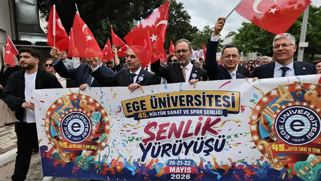 Kasapoğlu’ndan Ege Üniversitesi’nde gençlik ve vizyon mesajı