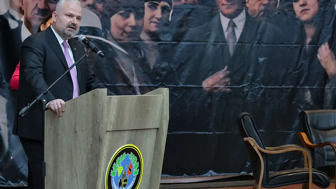 Menemen’de Türk Medeni Kanunu’nun 100. Yılı panel ve sergi ile kutlandı