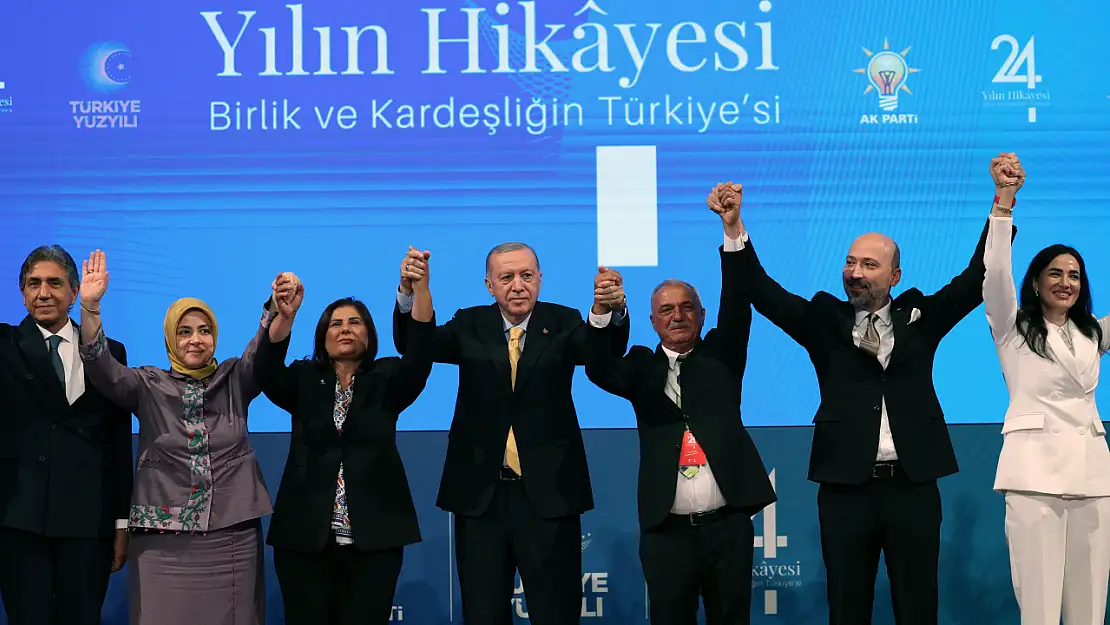 9 belediye başkanı AK Parti'ye katıldı