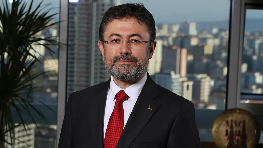 'Yangında Antalya kontrol altında, Akhisar'da müdahale sürüyor'