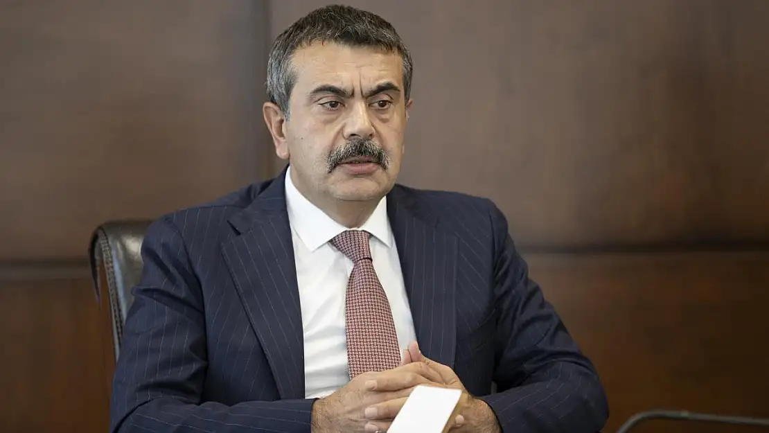 Bakan Tekin'den 15 Temmuz Mesajı 'Çocuklarımızı Milli Şuurla Yetiştireceğiz'
