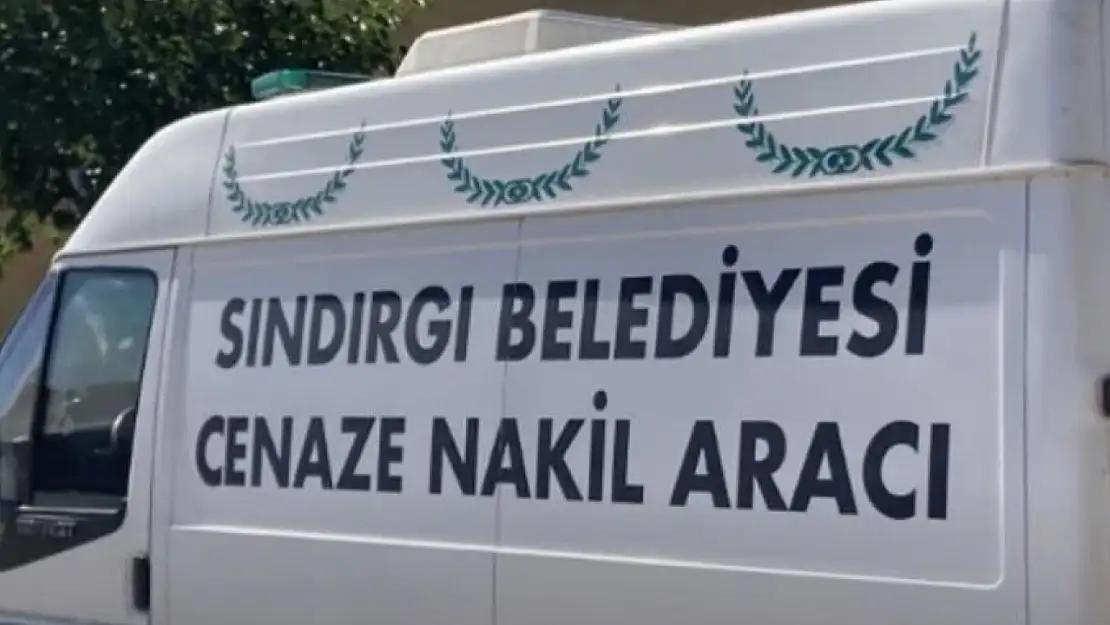 Balıkesir'de depremde hayatını kaybeden vatandaşın cenazesi İzmir'e getirildi