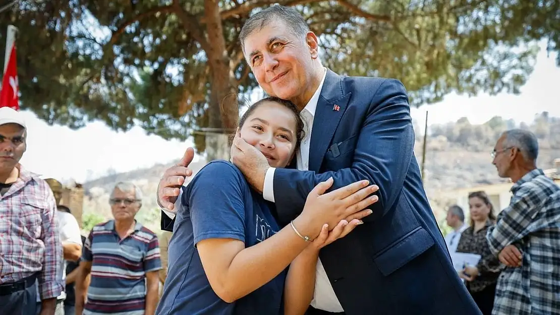 Başkan Tugay'dan Yangın Bölgesine Destek Sözü 'Yanan Köyler Yıl Sonuna Kadar Su Ücreti Ödemeyecek'