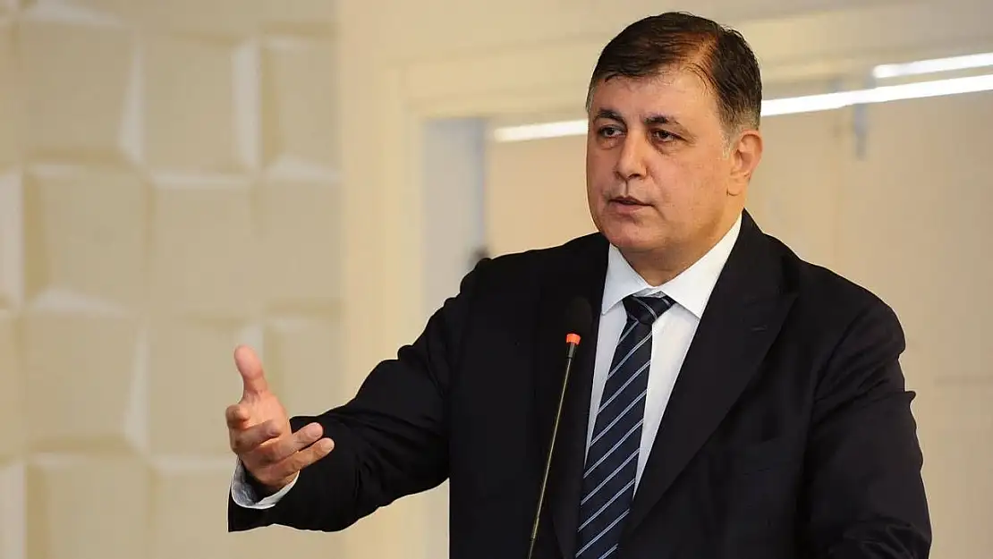 Cemil Tugay'dan AK Parti iddialarına sert yanıt: 'Ahlak bitti mi, bu kadar mı kolay?'