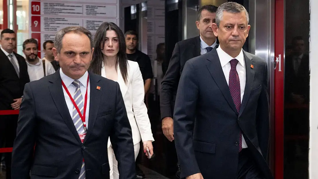 CHP lideri Özgür Özel: 'Enerjimiz yüksek, bizi yolumuzdan çeviremezler'