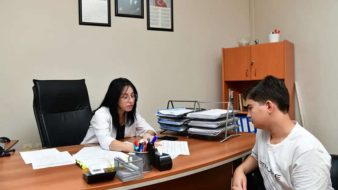 Çiğli Belediyesi'nden öğrencilere ücretsiz tercih desteği