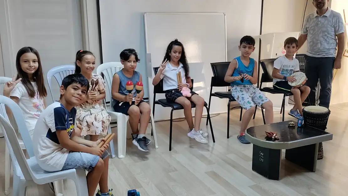 Çiğli'de yaz coşkusu: müzik, tiyatro, sinema ve renkli atölyelerle dolu bir ay