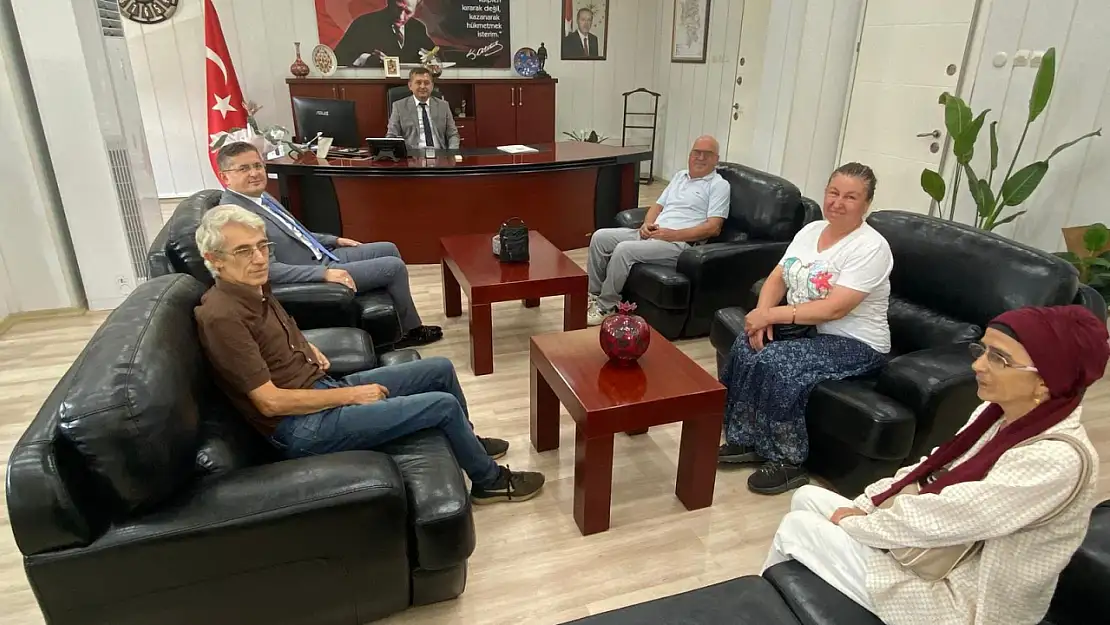 Efeler Yolu Dostu İşletmecilerden Kaymakam Erdoğan'a nezaket ziyareti