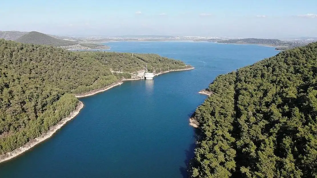 İzmir Barajlarında su seviyesi alarm veriyor: Doluluk oranı yüzde 4,1'e düştü