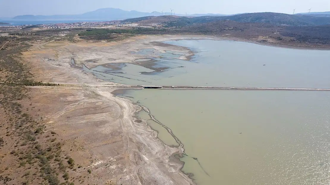 İzmir Büyükşehir Belediyesi'nden Çeşme'de zorunlu su kesintisi uyarısı