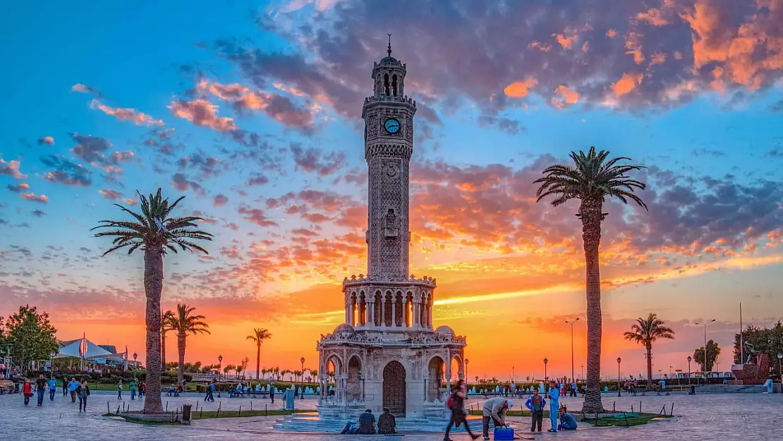 İzmir ikinci el otomobil satışında ilk üçte!