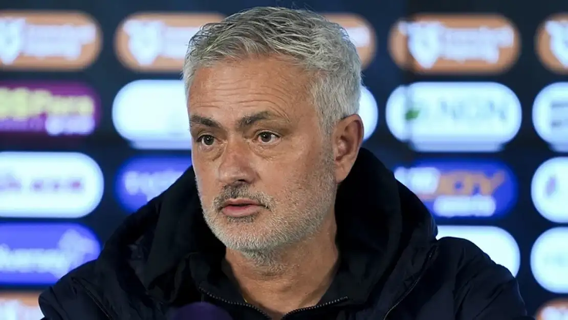 Jose Mourinho'dan Fenerbahçe'de dikkat çeken açıklamalar: 'Ekonomik gücü az olan bir kulüpteyim'