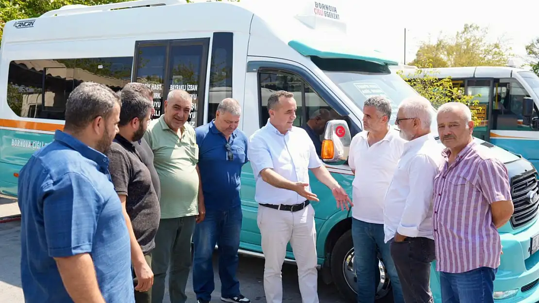 Kader Atlı'dan 'İzmir minibüs kart' projesine sert eleştiri: 'Teknolojiye değil, yanlış sisteme karşıyız'