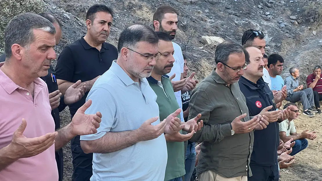 Kasapoğlu'ndan Yangın Bölgesine Ziyaret: 'Yeşil Vatan İçin Omuz Omuza Mücadele Ediyoruz'