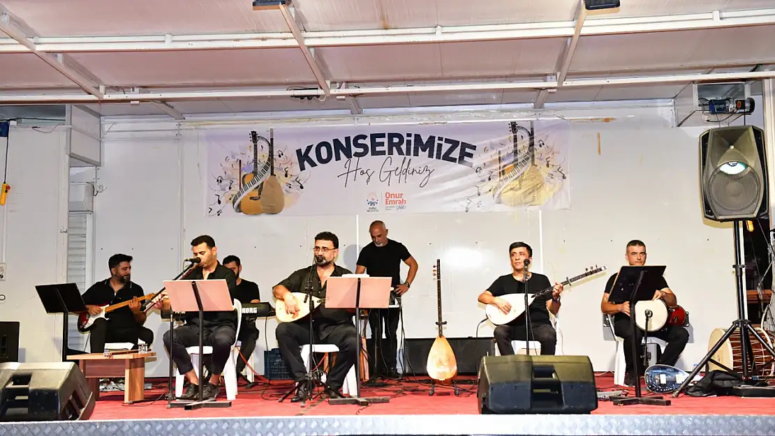 Müzik ve tiyatro sokaklara taşındı, mahallelerde festival havası esiyor