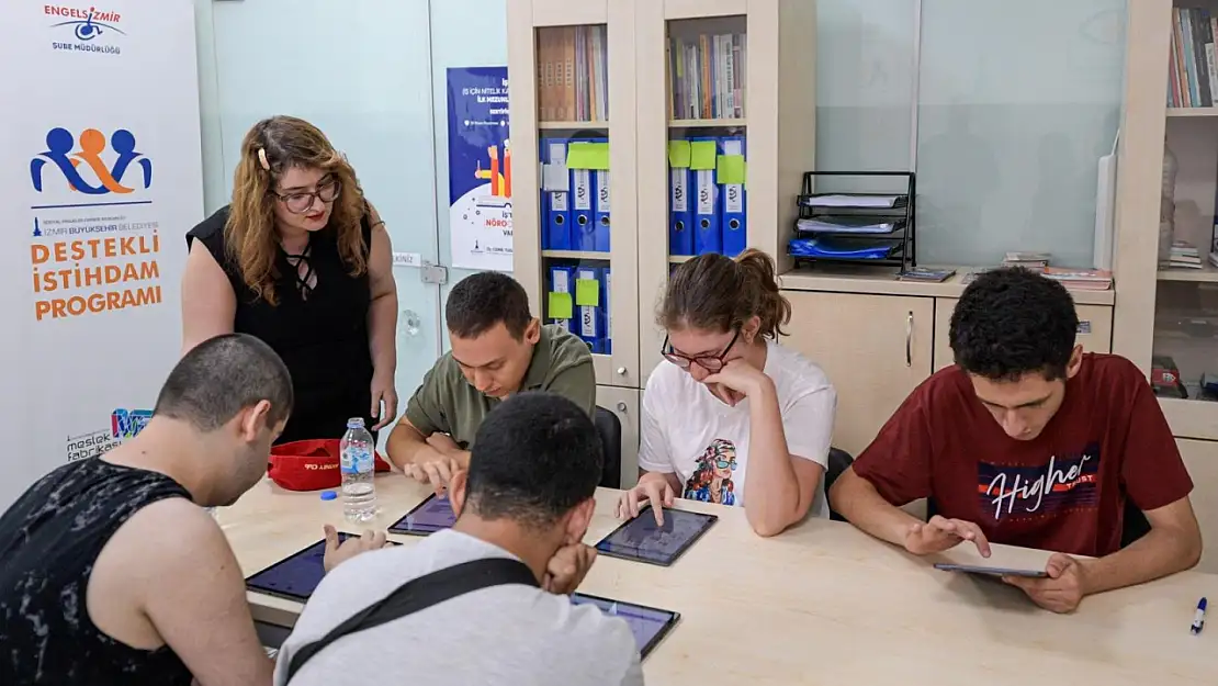Nöroçeşitli gençlere istihdam köprüsü: İŞ İN programı