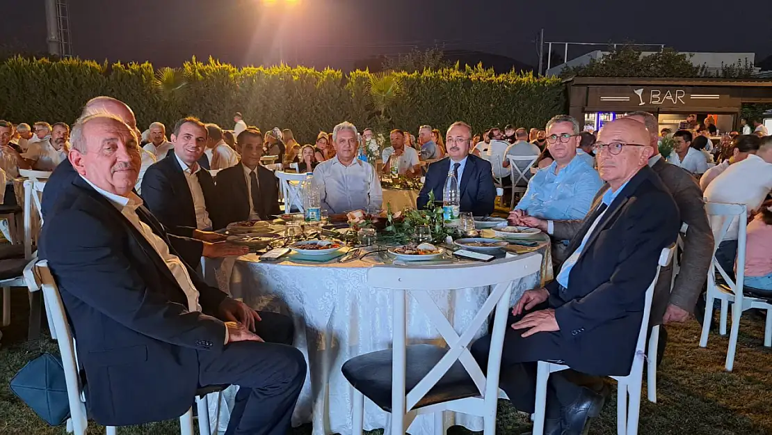 Pazarspor'a Destek Gecesi İzmir'de büyük ilgi gördü