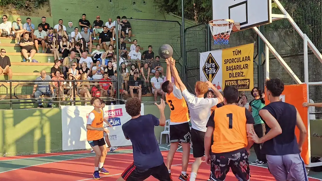Sokak basketbolu heyecanı sona erdi