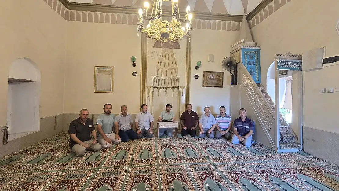 Tire Müftülüğü'nden 'Kitap Okuyorum' buluşmaları