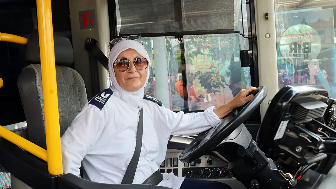 Toplu taşımaya kadın eli