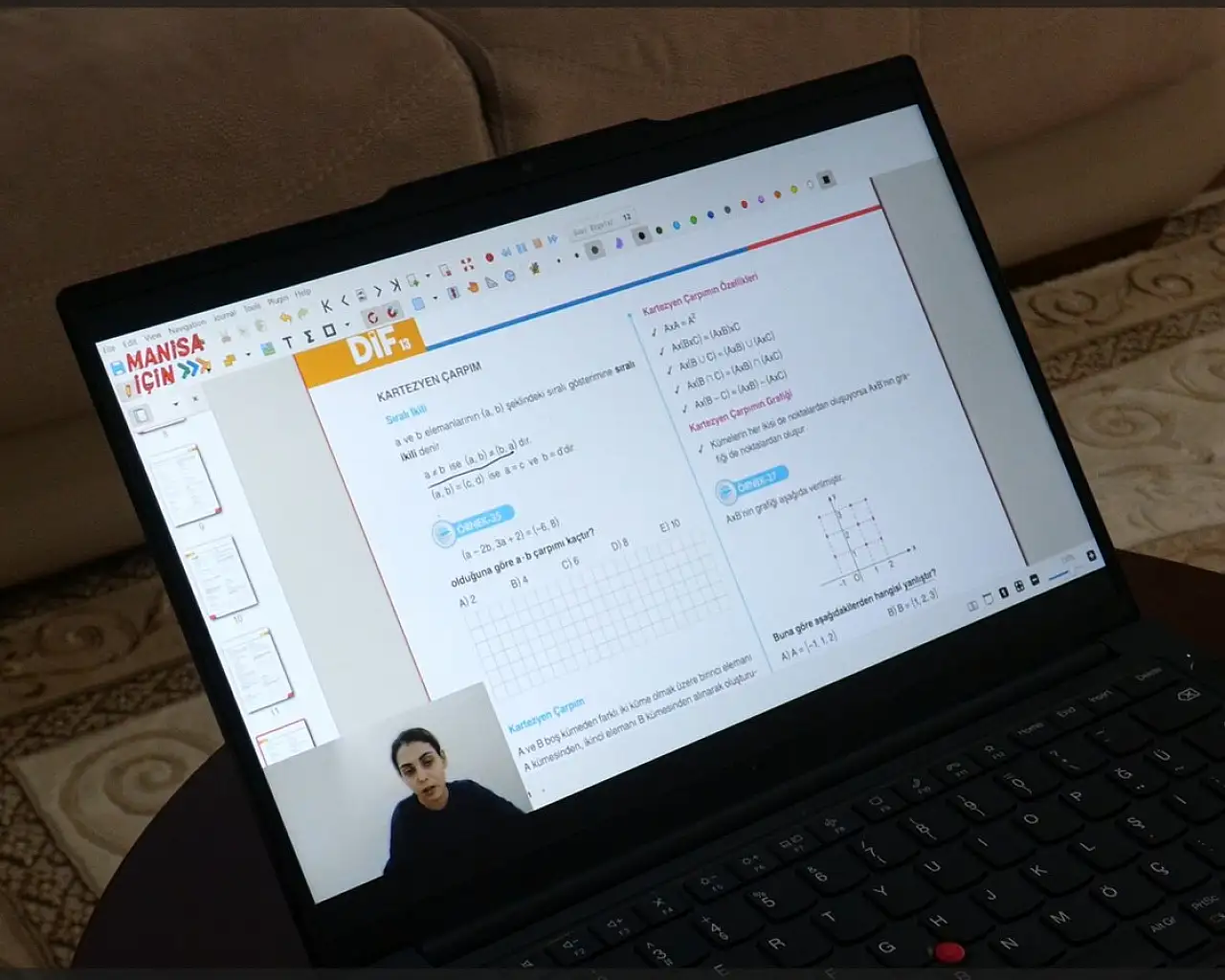 Manisa Büyükşehir Belediyesi'nden öğrencilere ücretsiz online eğitim desteği