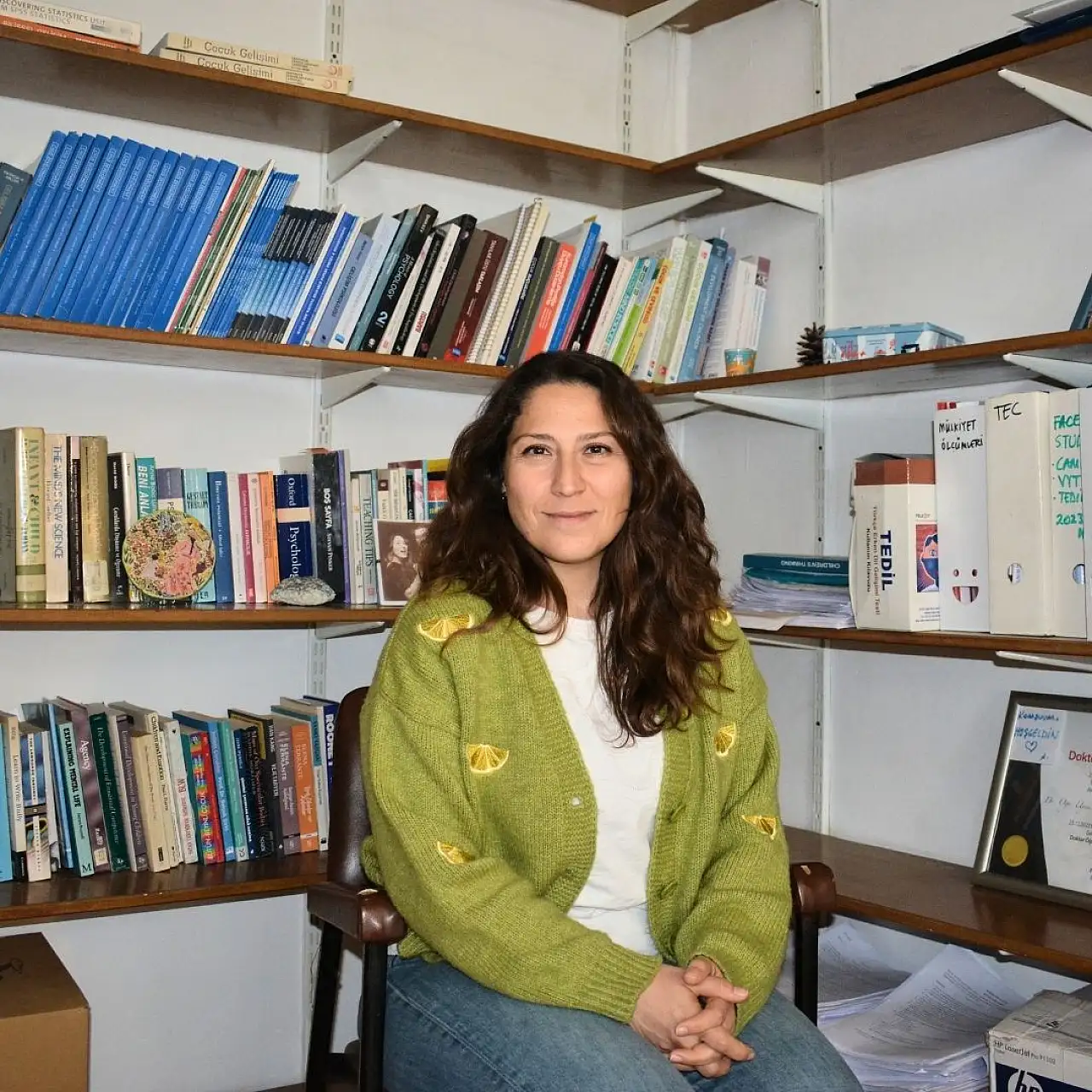 Uzmandan Uyarı: Fazla Oyuncak ve Ekran Dikkat Gelişimini Zayıflatıyor