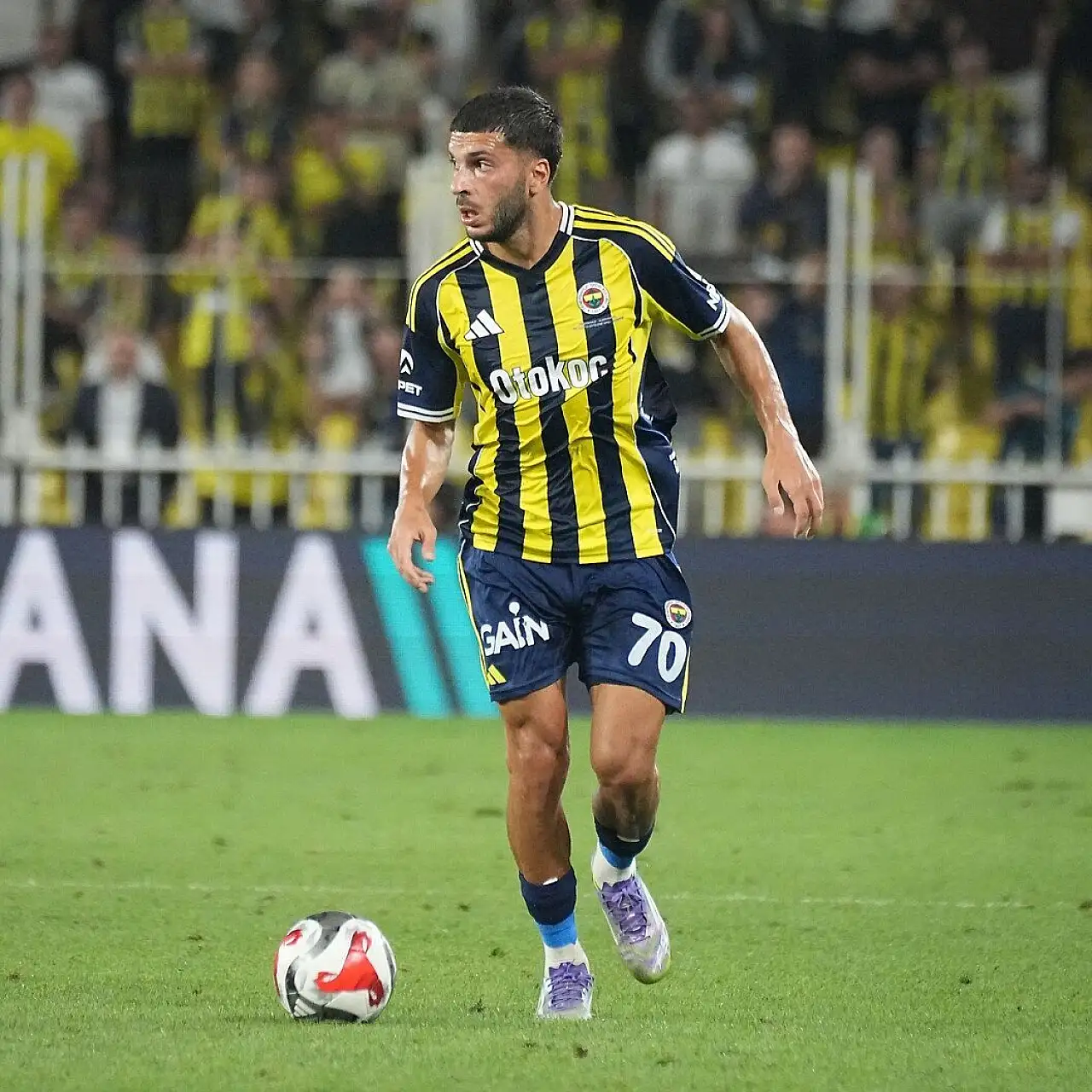 Fenerbahçe'de flaş ayrılık! Menajeri İstanbul'a geldi