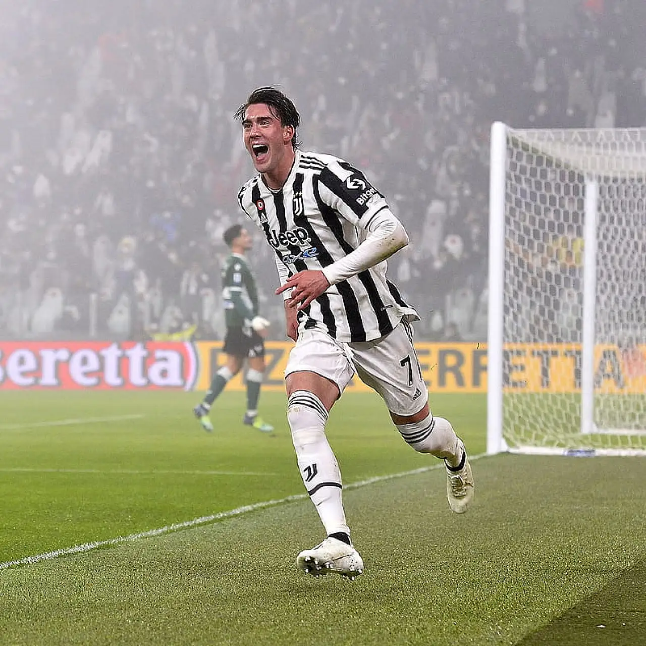 Beşiktaş'ta Vlahovic heyecanı! İstanbul'a geliyor, imza günü belli oldu