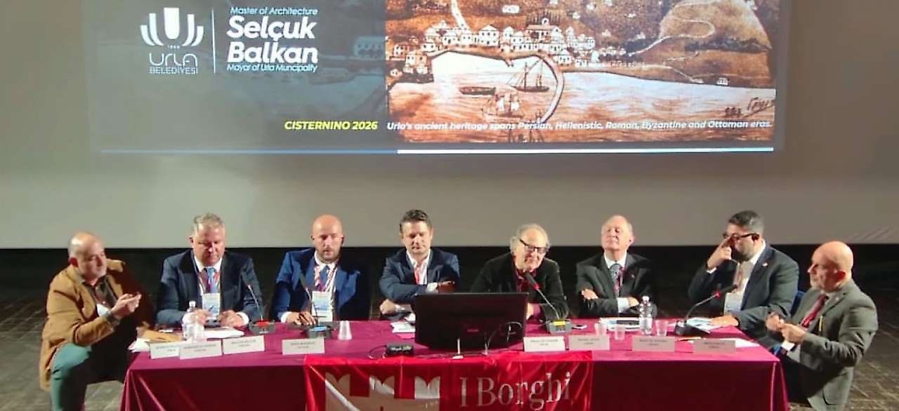 Urla'nın yerel kalkınma modeli uluslararası konferansta anlatıldı