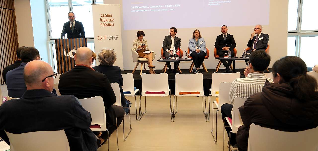 GİF ve EGİAD'dan ekonomik güvenlik paneli