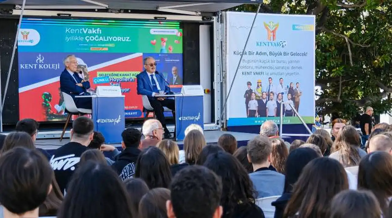 İzmir Kitap Fuarı'nda yazarlık, eğitim ve anılar paylaşıldı