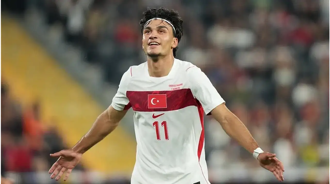 Galatasaray'ın hayali Fenerbahçe'ye mi gidiyor? Görüşmeler başladı