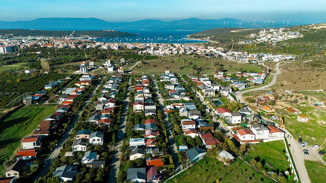 Tarım alanlarını ve doğal yapıyı korumakta kararlıyız