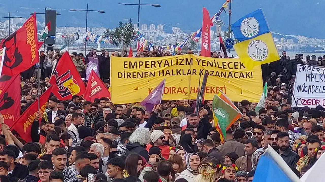 İzmir'de Nevruz kutlamalarında örgüt propagandası!