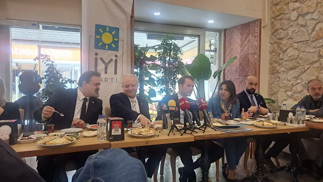 İzmir için sert çıkış: 'Eskiyen bir şehir görüyorum'