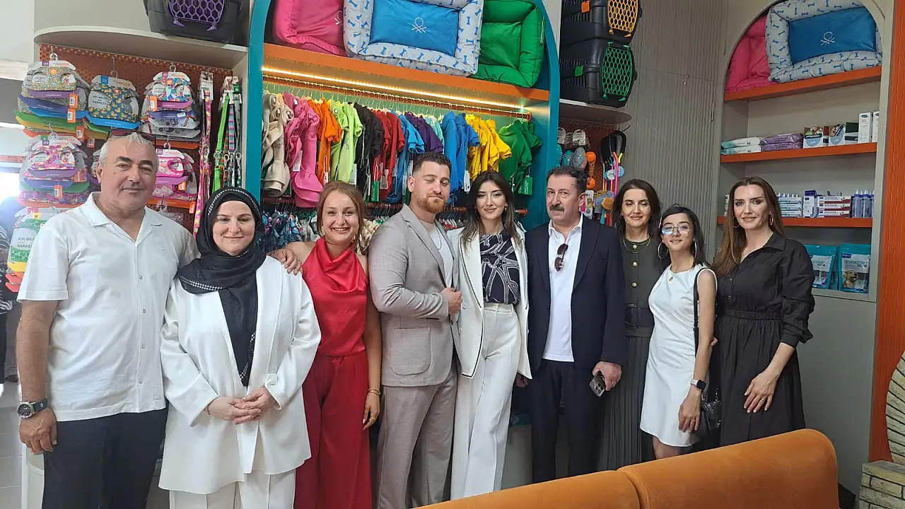 Urla'da Tourla Veteriner Kliniği kapılarını açtı