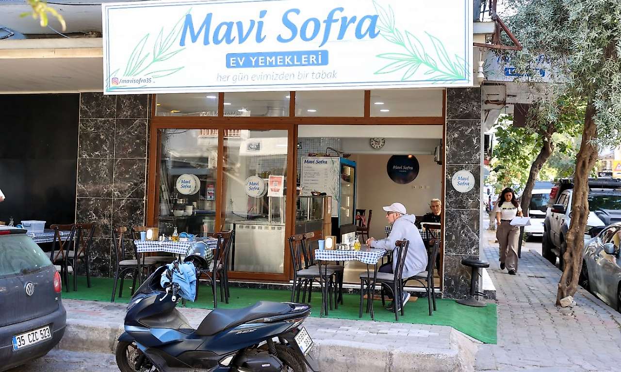 Buca Belediyesi'nin aşçılık kursunu bitirdi, kendi lokantasını açtı