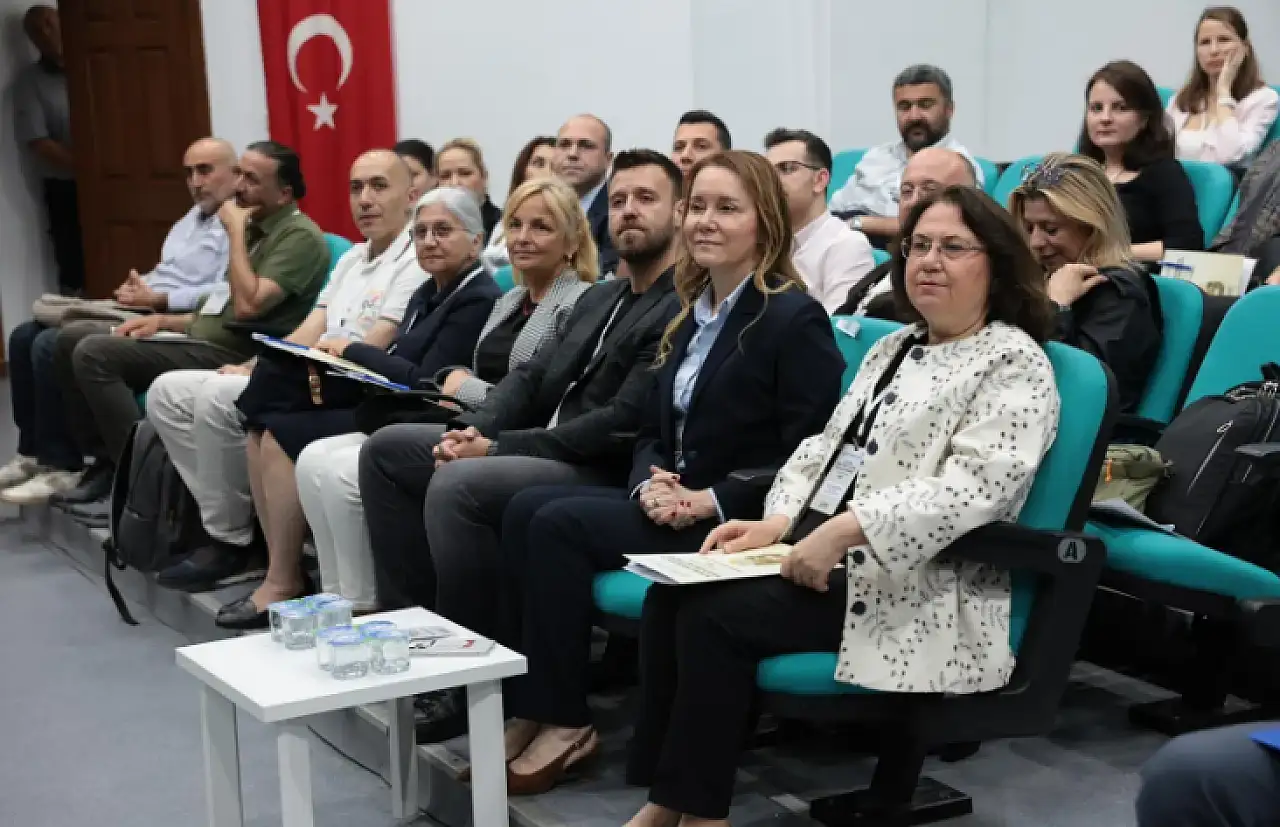 Konak'ta bilim ve planlama buluşması başladı