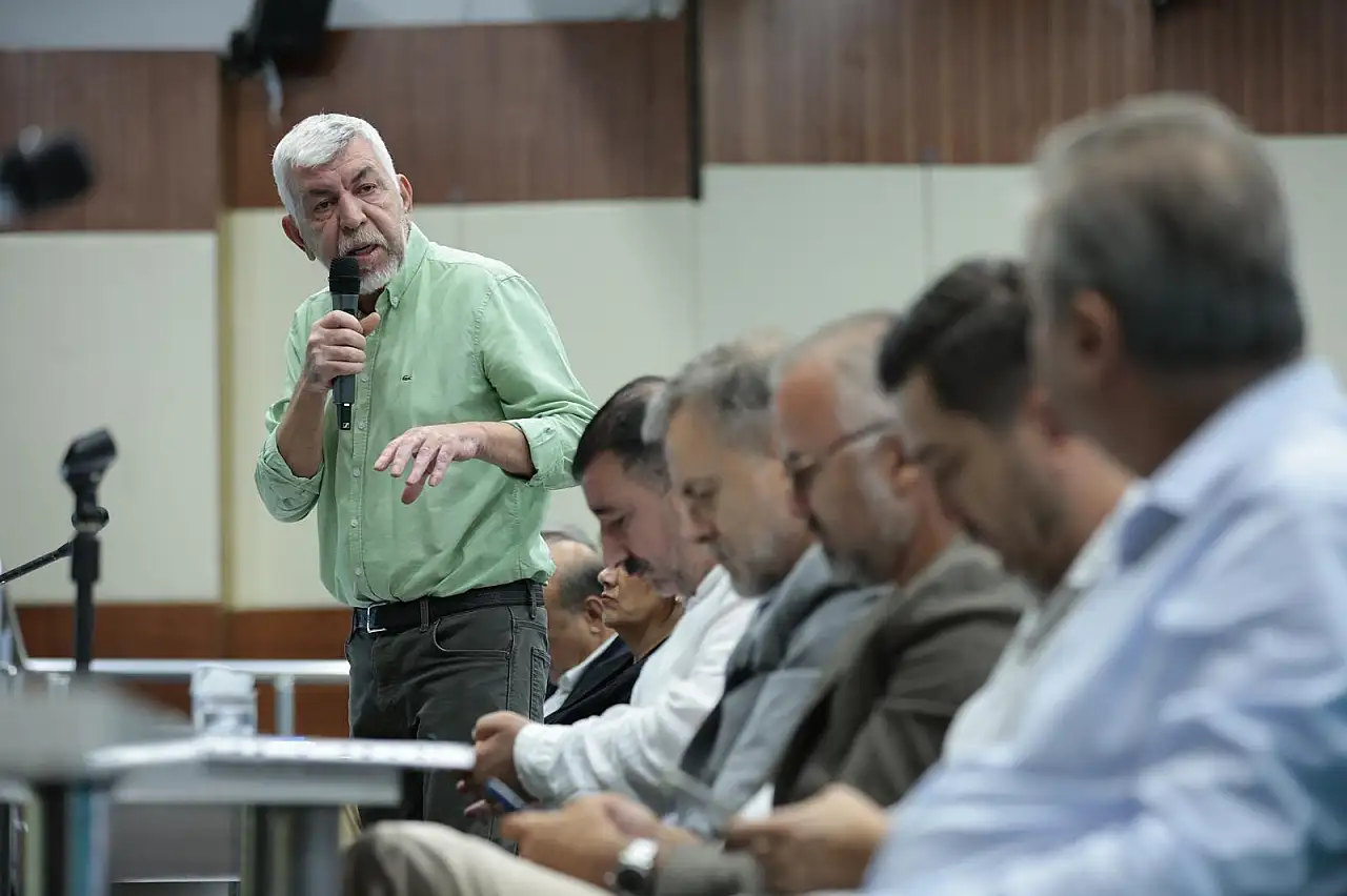 Konak'ta temizlik seferberliğine meclisten oybirliğiyle destek