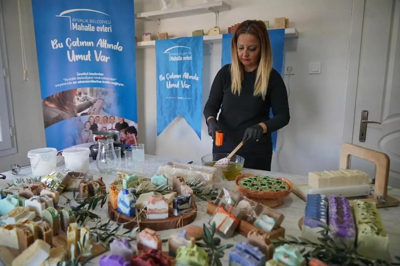 Ayvalık Mahalleevleri kadınlara umut ve gelir sağlıyor