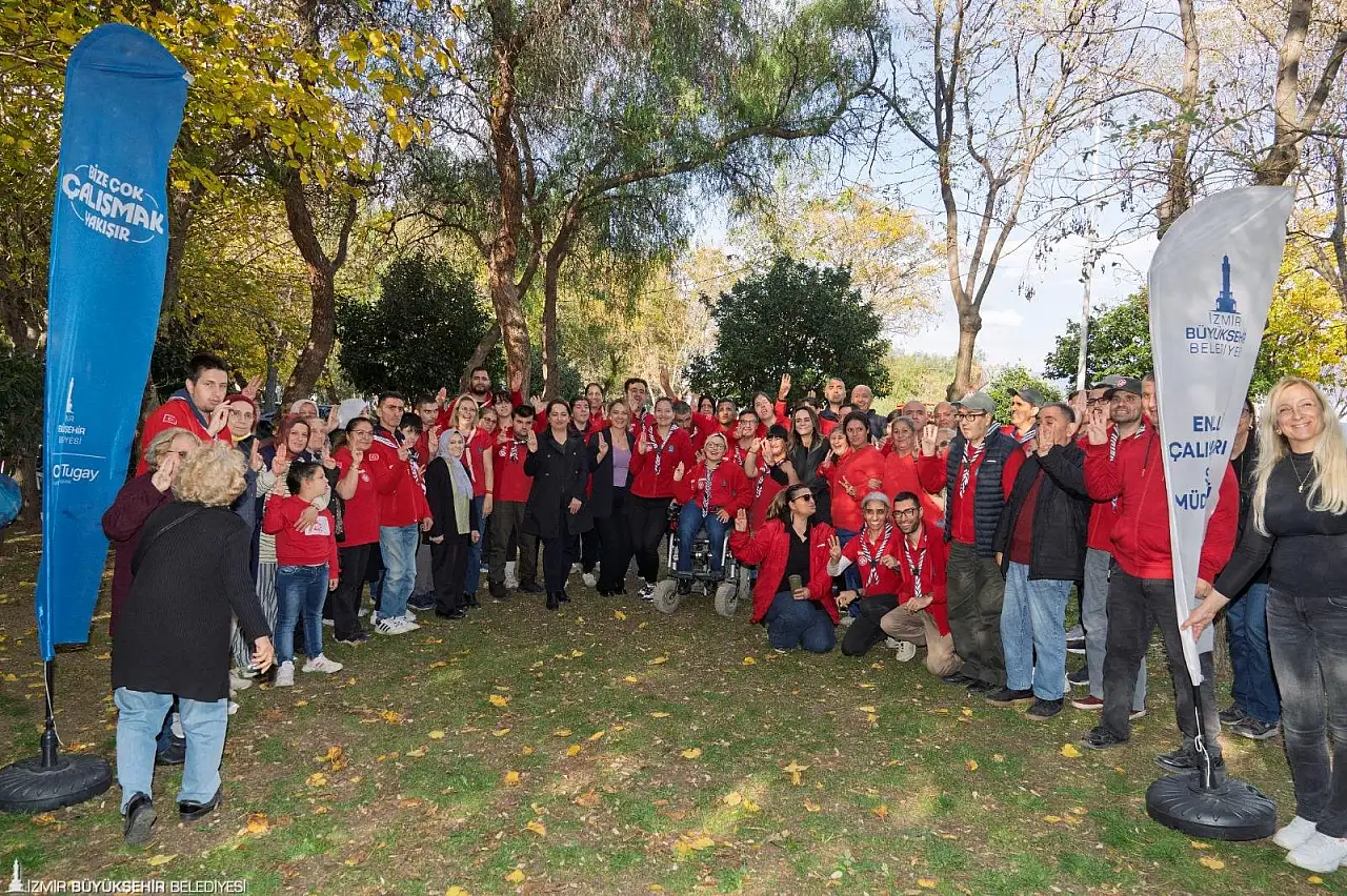 İzmir'de izci sofrası buluşması: Dayanışma ve paylaşımın renkli buluşması