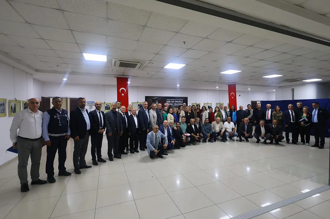 Karabağlar belediye başkanı Helil Kınay Muhtarlarla Buluştu