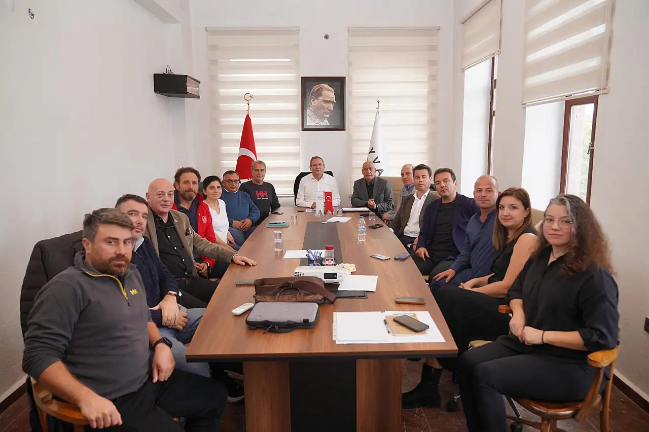 'Ayvalık'ı su sporları turizminin öncü merkezlerinden biri yapacağız'