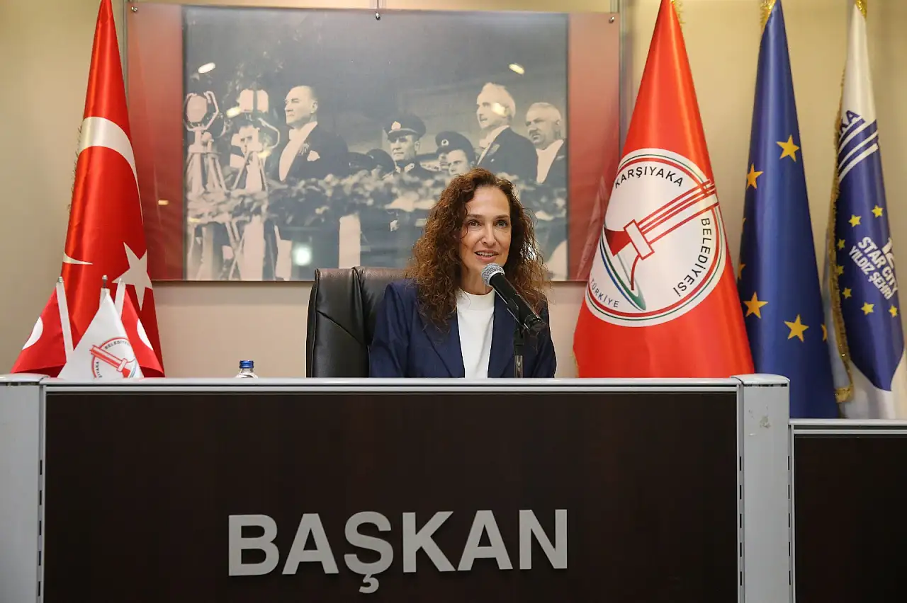 Karşıyaka'nın altın çocukları mecliste alkışlandı
