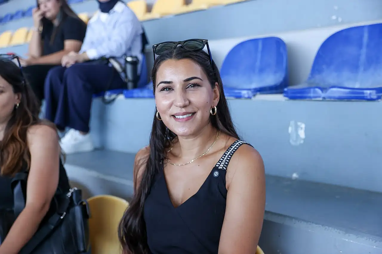 Kulaçlar Buca'da atılıyor