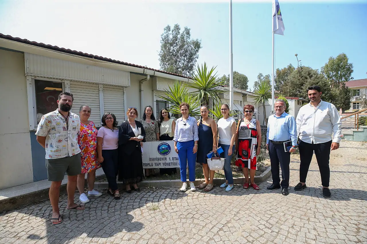Üniversitelilere burs müjdesi: Karşıyaka'da başvurular başlıyor